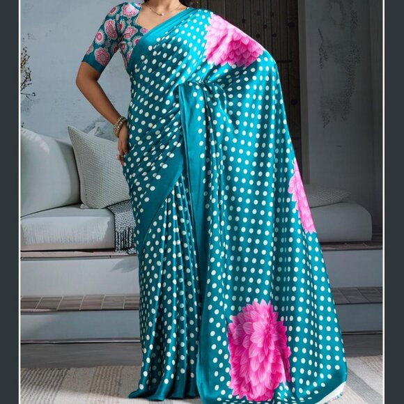 AJRAKH SAREE - Picture 3 of 7